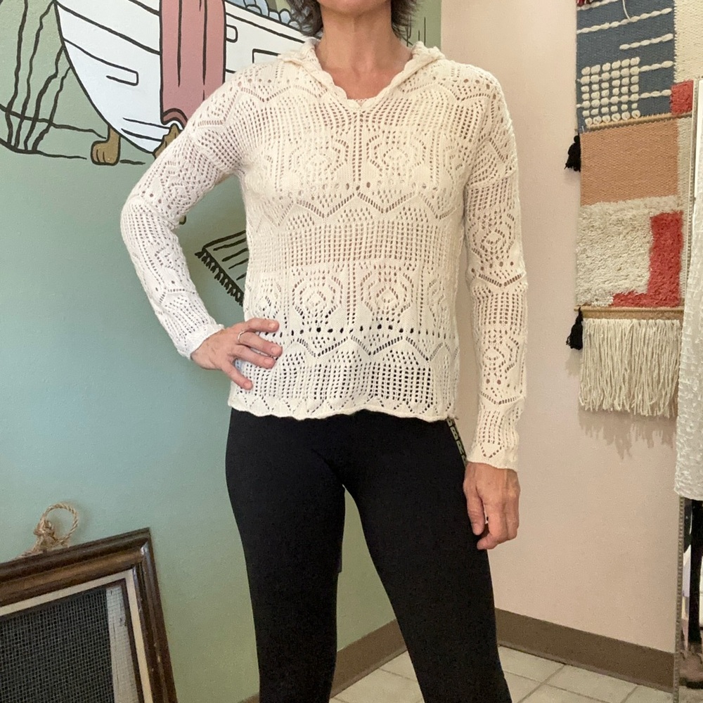 Chocolate brand crochet hoodie sweater in cream size medium